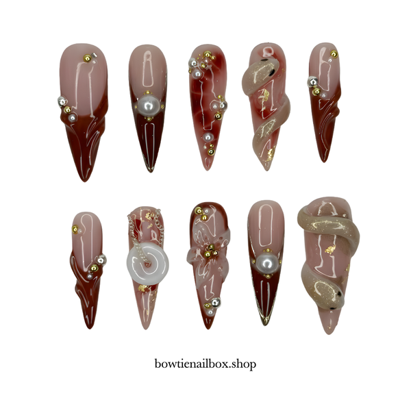 MYSTIC SERPENT | 3D Sculptural Stiletto Press-Ons press-on nail set