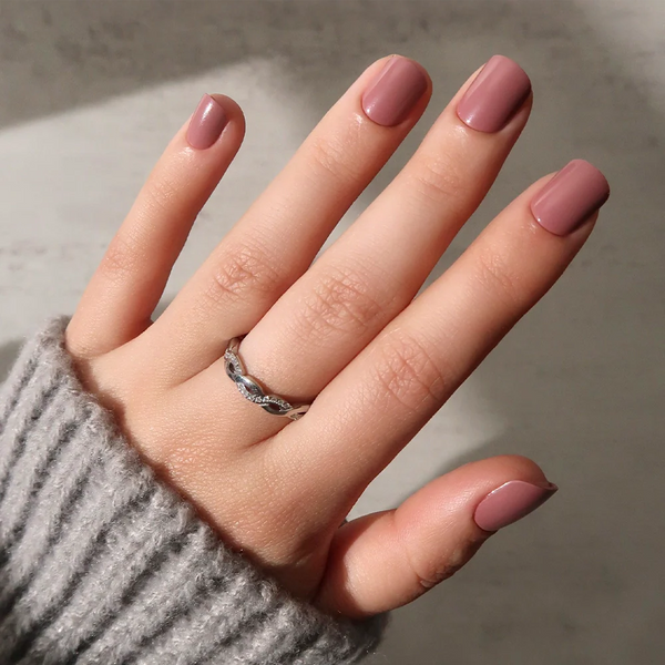 Mauve Cutie | Pastel Round Press-Ons press-on nail set