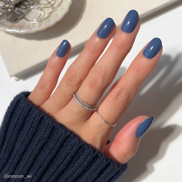 Regal Blue | Seasonal Round Press-Ons press-on nail set