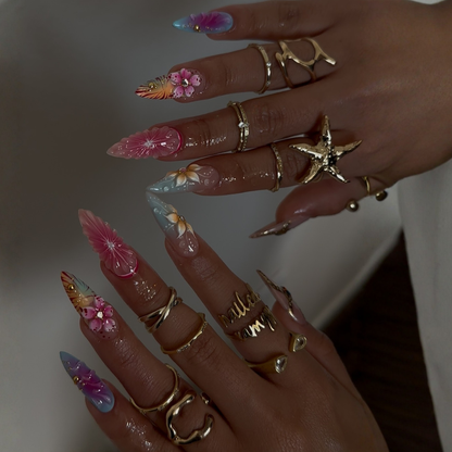 Golden Tide press-on nail set - XS to L sizing, cat-eye velvet design