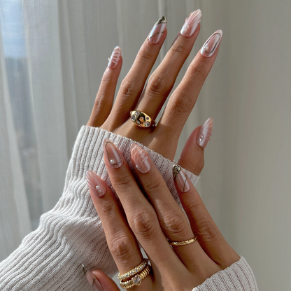 Shell Luxe press-on nail set - XS to L sizing, soft neutral design