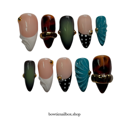TURQUOISE RING pearl-shift press-on nails - almond shape, front view