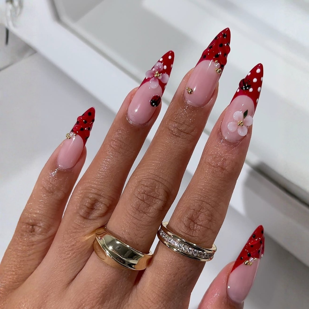 Blooming Tips press-on nail set - XS to L sizing, cat-eye velvet design