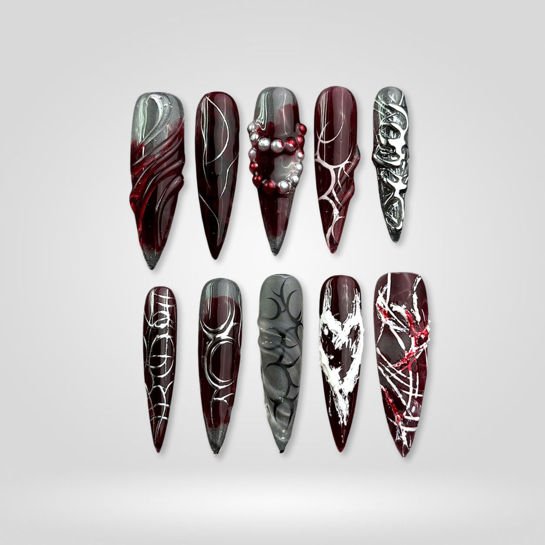 Noir Majesty press-on nails on hand - lifestyle photo, vamp finish