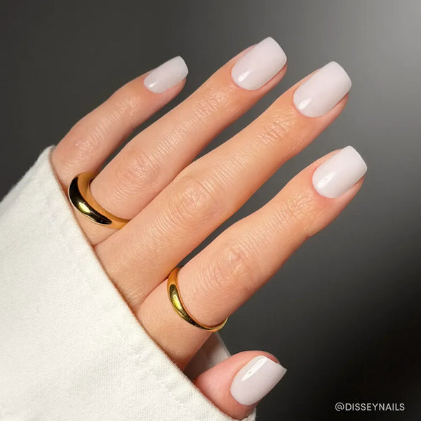 Clean Cut | Milky Cloud Dancer Square Press-Ons press-on nail set