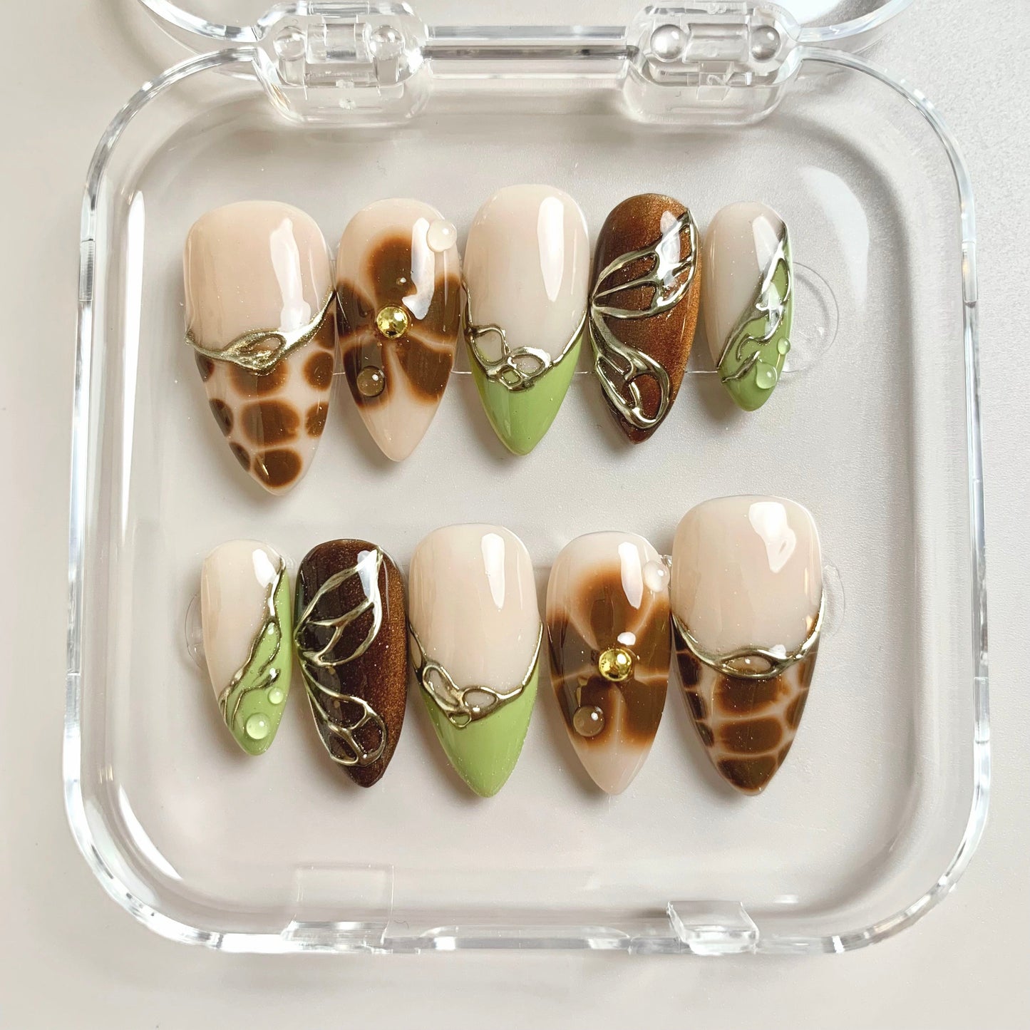 Earthy Elegance press-on nail set - XS to L sizing, cat-eye velvet design