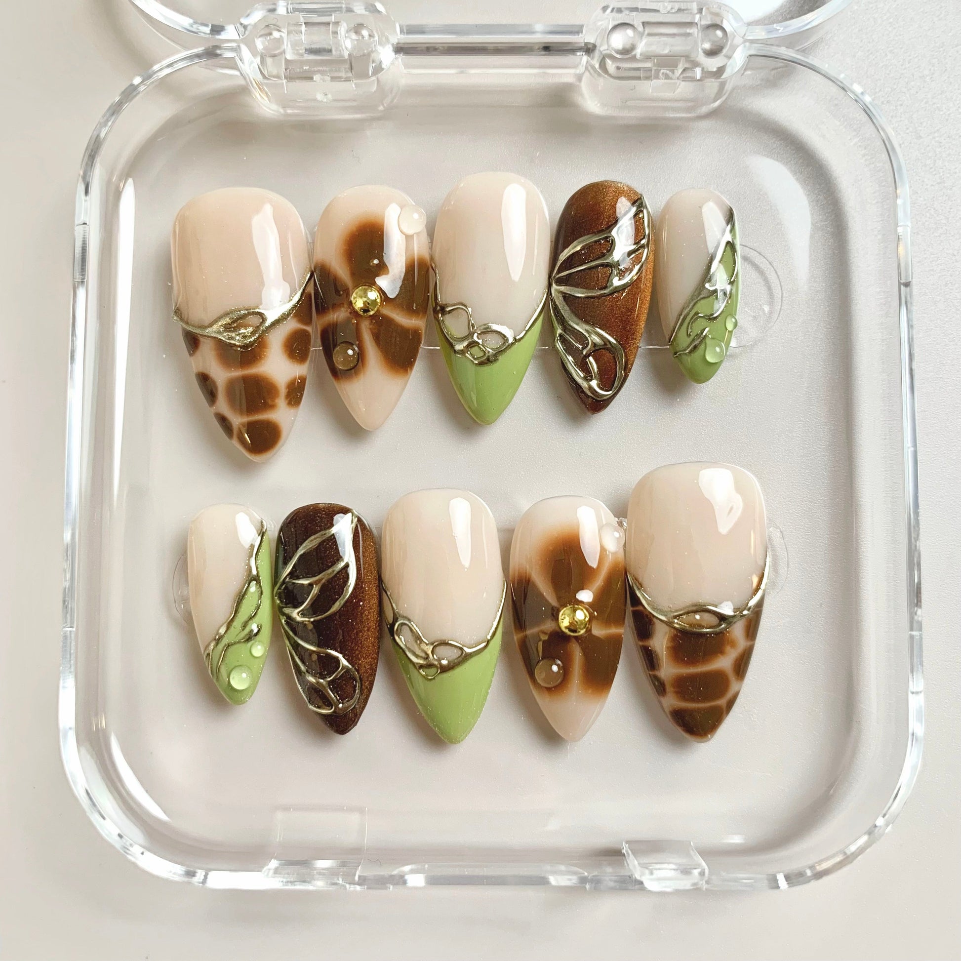 Earthy Elegance press-on nail set - XS to L sizing, cat-eye velvet design