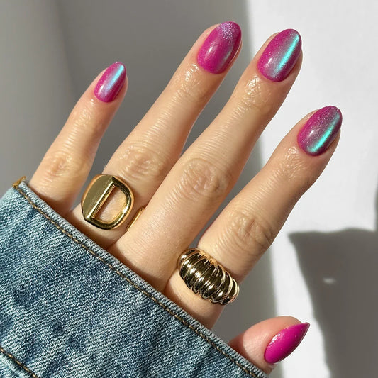Berry Fizz cat-eye velvet press-on nails - oval shape, front view