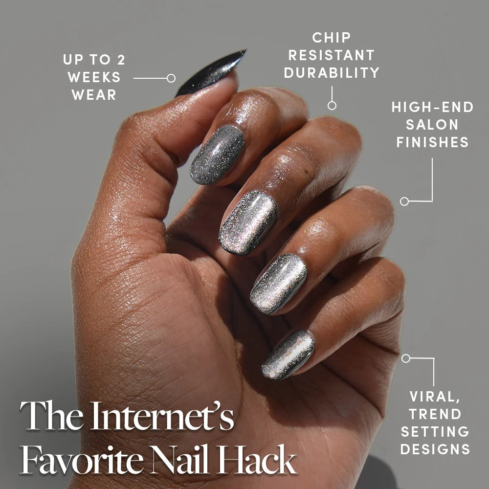 Galactic press-on nail set - XS to L sizing, cat-eye velvet design