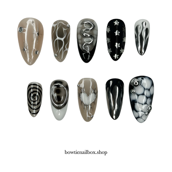 MOODY CHROME | Pearl-Shift Almond Press-Ons press-on nail set