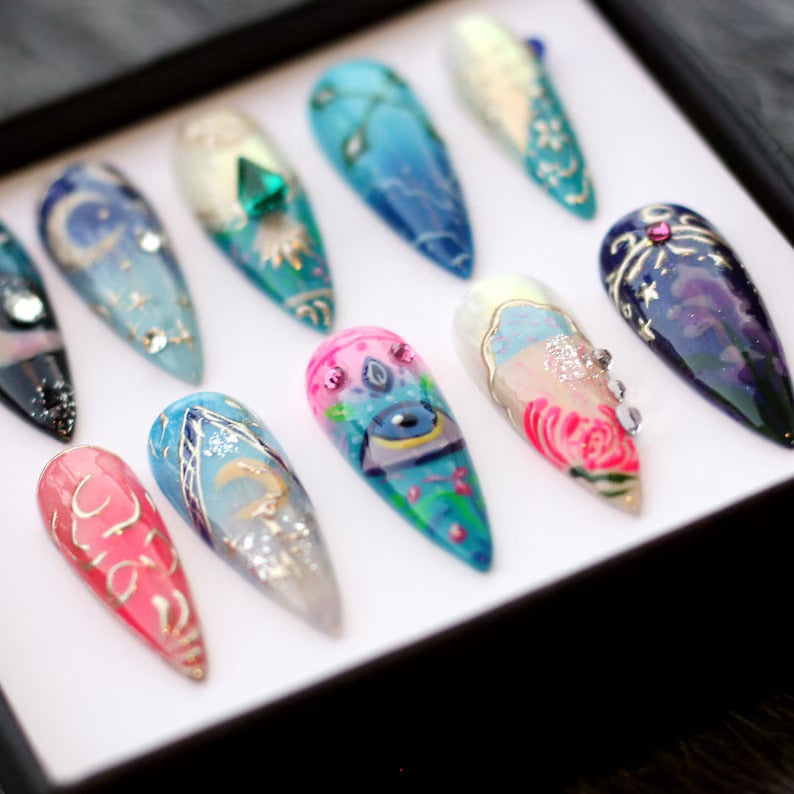 Moon & Star press-on nails on hand - lifestyle photo, sparkle finish