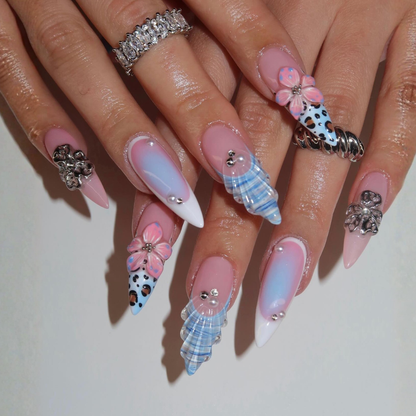 Tropical Muse press-on nail set - XS to L sizing, cat-eye velvet design