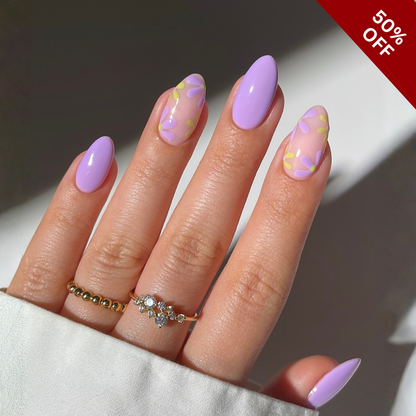 Petal Muse press-on nail set - XS to L sizing, cat-eye velvet design