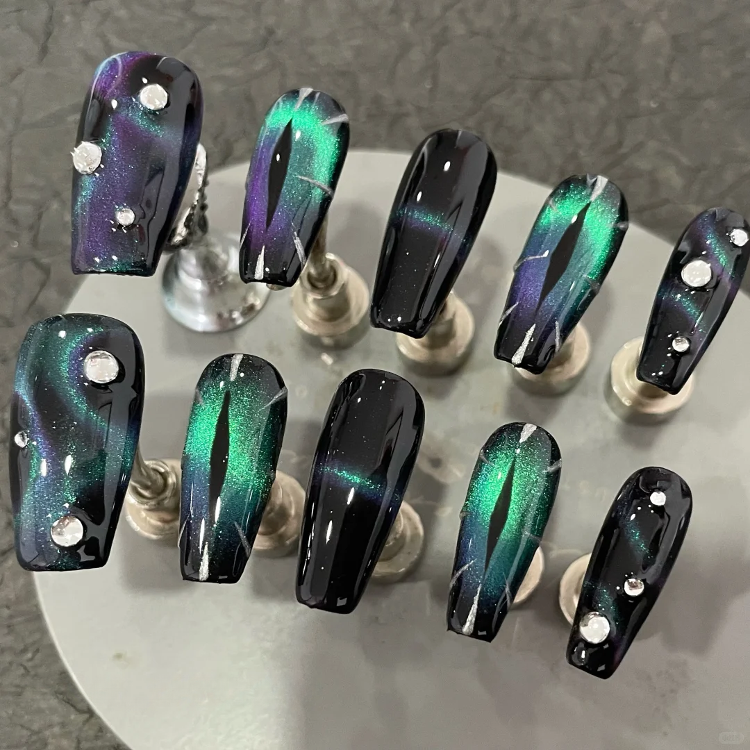 Ethereal Eyes press-on nails - image 9 of 15, pearl-shift almond