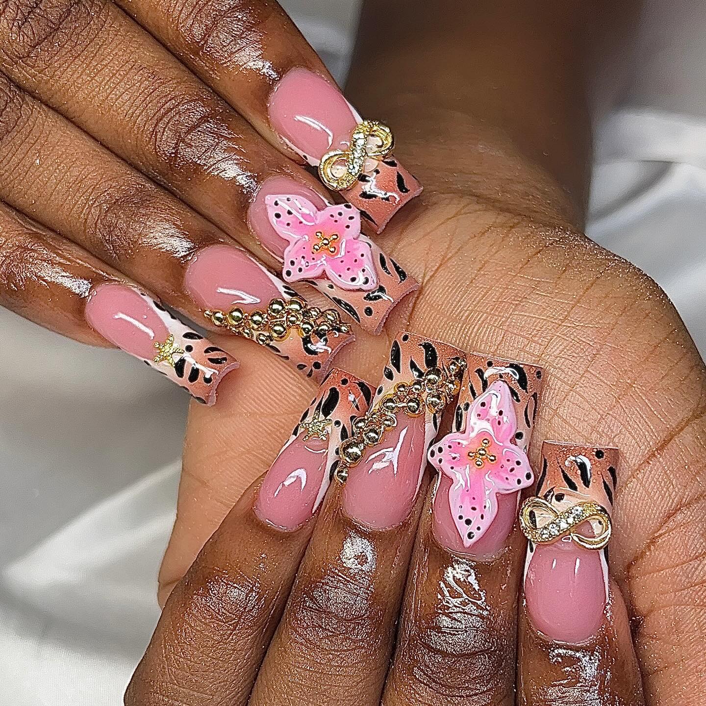Funky Fusion press-on nails close-up texture detail - seasonal finish, US shipping