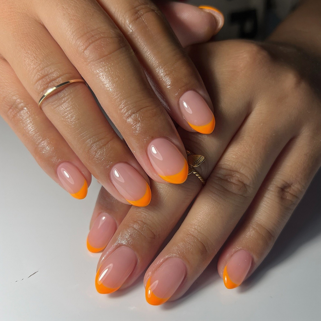 Elegant French press-on nails - image 9 of 15, french tip almond