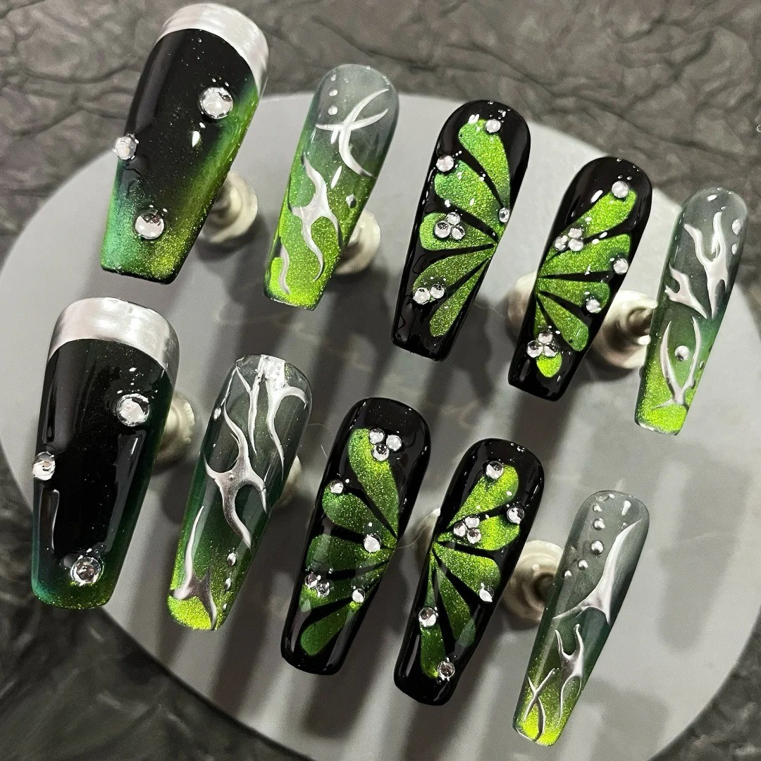 Ethereal Eyes press-on nails - image 5 of 15, pearl-shift almond