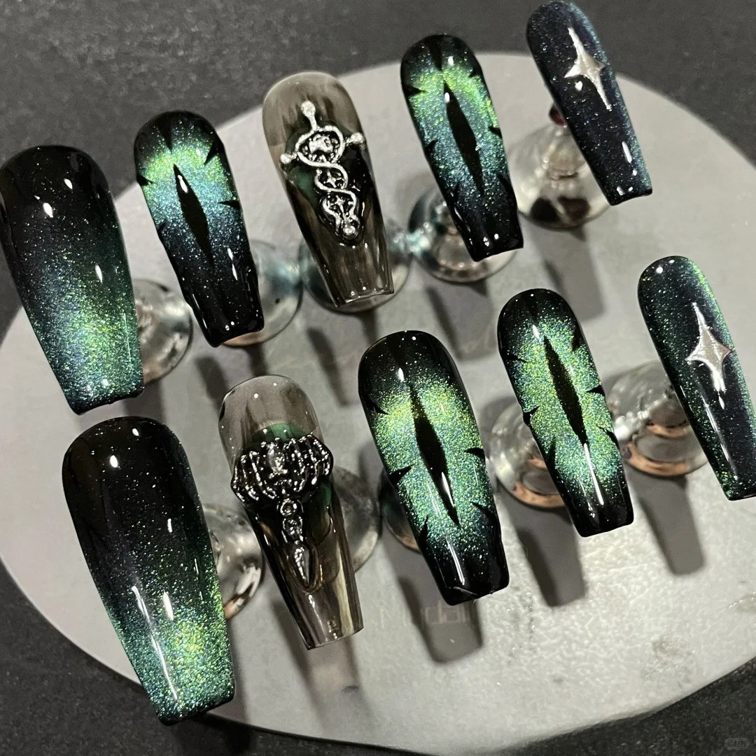 Ethereal Eyes press-on nails on hand - lifestyle photo, pearl-shift finish