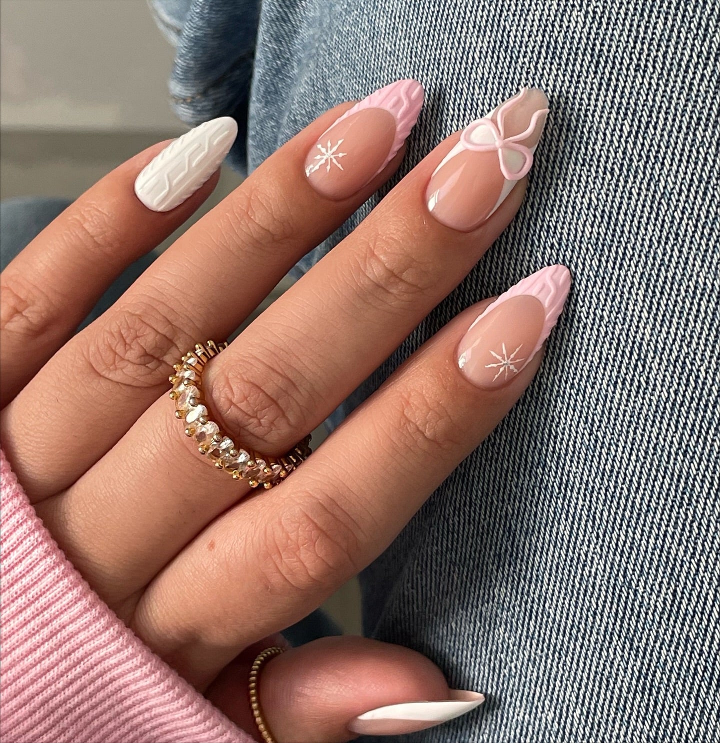 Holiday Magic press-on nails - image 9 of 15, ombre gradient almond