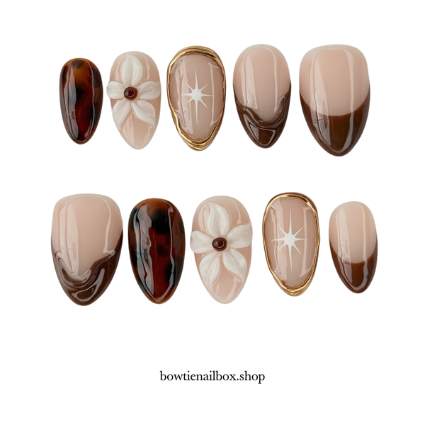 AMBER BLOSSOM | Milky Cloud Dancer Almond Press-Ons press-on nail set