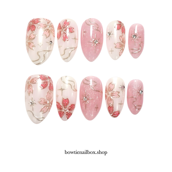 SAKURA STAR | Floral Almond Press-Ons press-on nail set