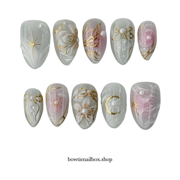 MYSTIC MOON | Soft Neutral Almond Press-Ons press-on nail set