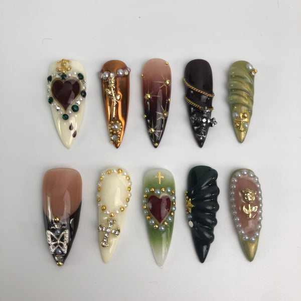 Green Royal Theme Long Stiletto Press On Nail