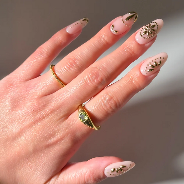 Athenian Gold | 3D Sculptural Oval Press-Ons press-on nail set