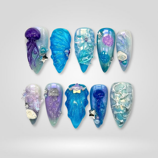 Ocean Dreams | Milky Cloud Dancer Almond Press-Ons press-on nail set