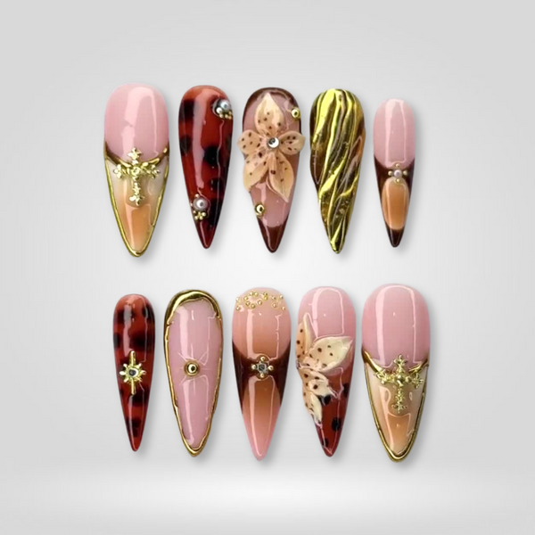 Tropical Forest | Milky Cloud Dancer Stiletto Press-Ons press-on nail set