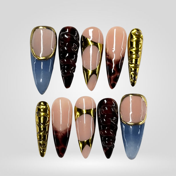 Gold Twist | Floral Almond Press-Ons press-on nail set