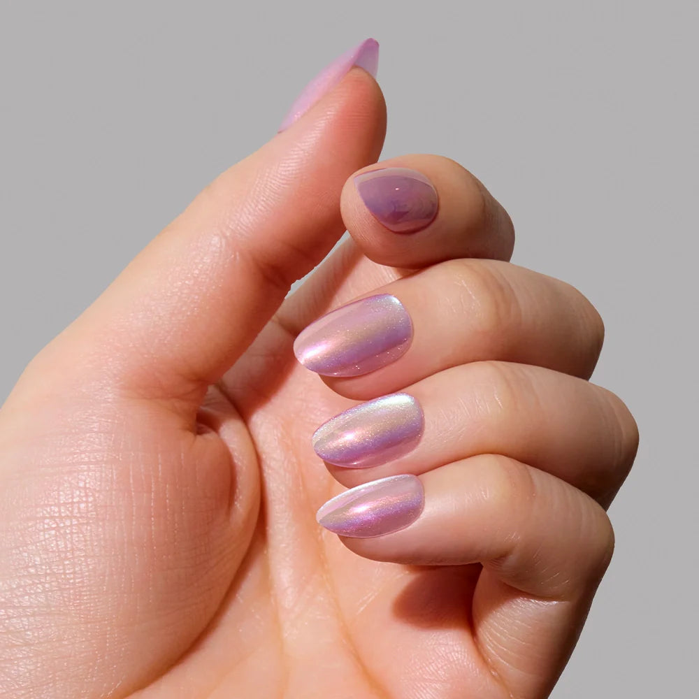 Oyster press-on nails close-up texture detail - cat-eye velvet finish, US shipping