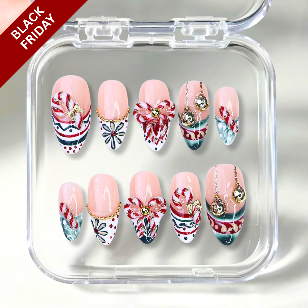 Peppermint Kiss press-on nail set - XS to L sizing, milky cloud dancer design