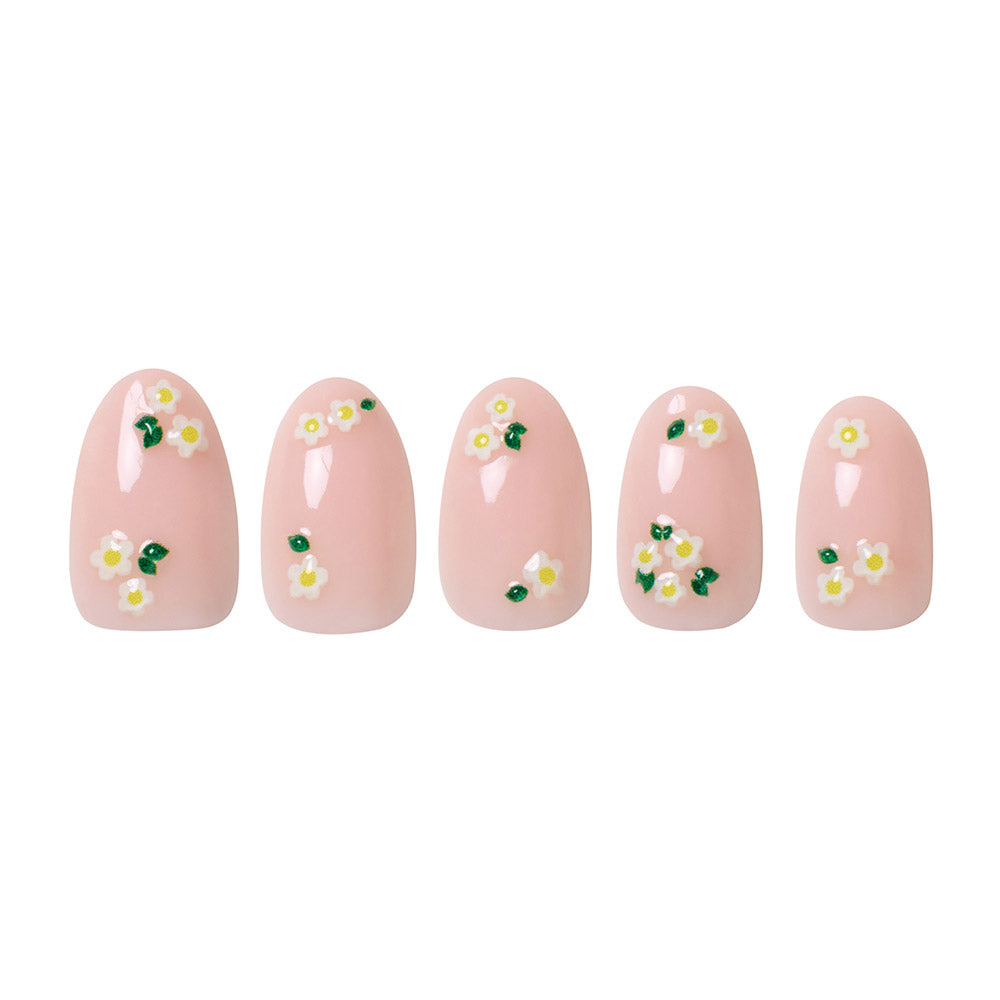 Petals press-on nails close-up texture detail - floral finish, US shipping