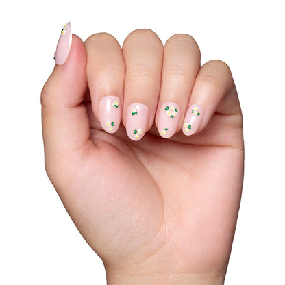 Petals press-on nail set - XS to L sizing, floral design