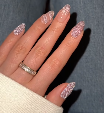 Festive Cheer press-on nails - image 12 of 16, ombre gradient almond
