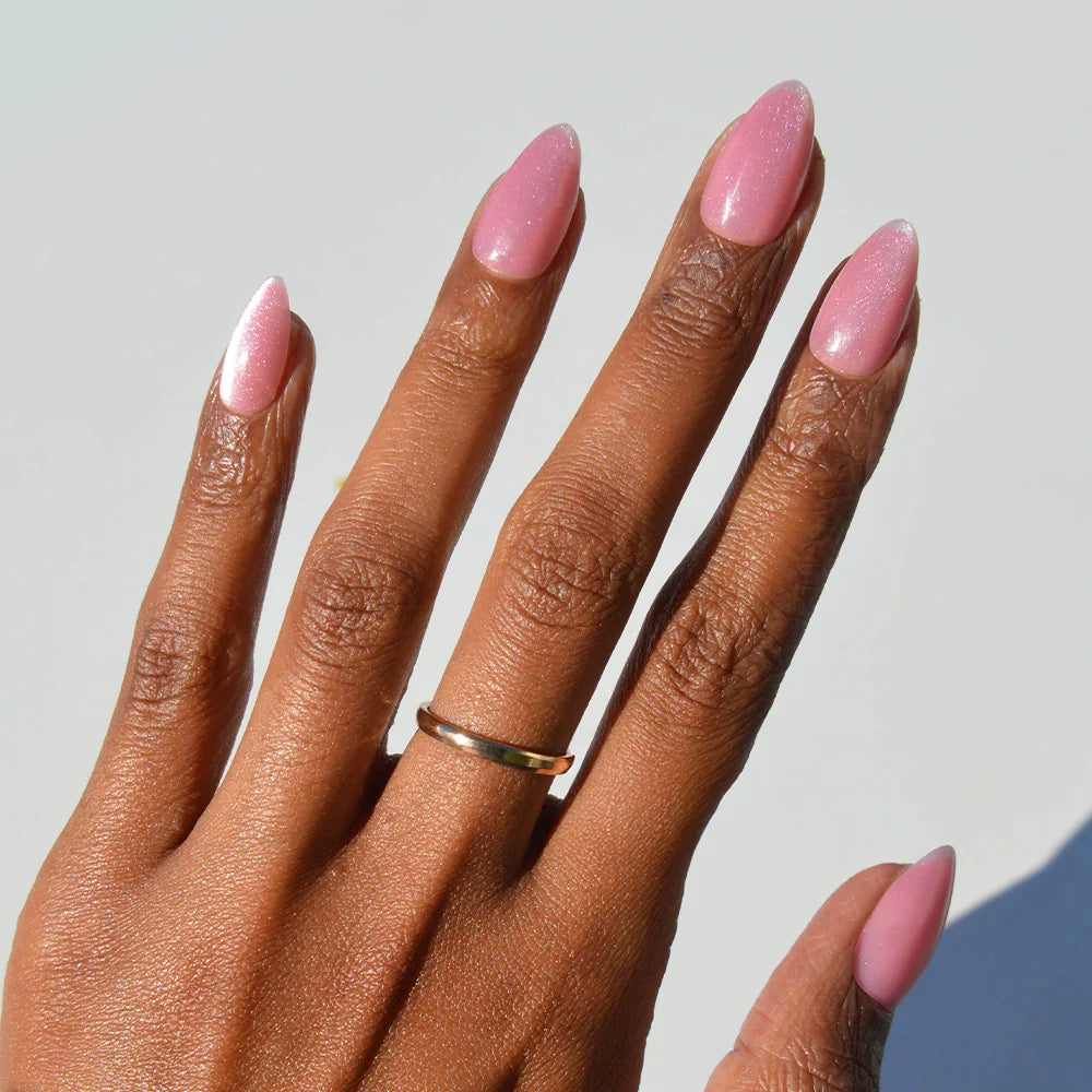 Shine for You cat-eye velvet press-on nails - almond shape, front view