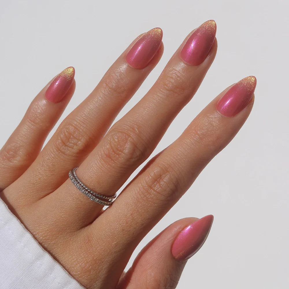 Starbeam cat-eye velvet press-on nails - almond shape, front view