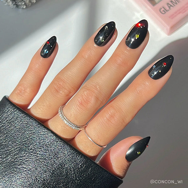 Winter Comet | 3D Sculptural Almond Press-Ons press-on nail set